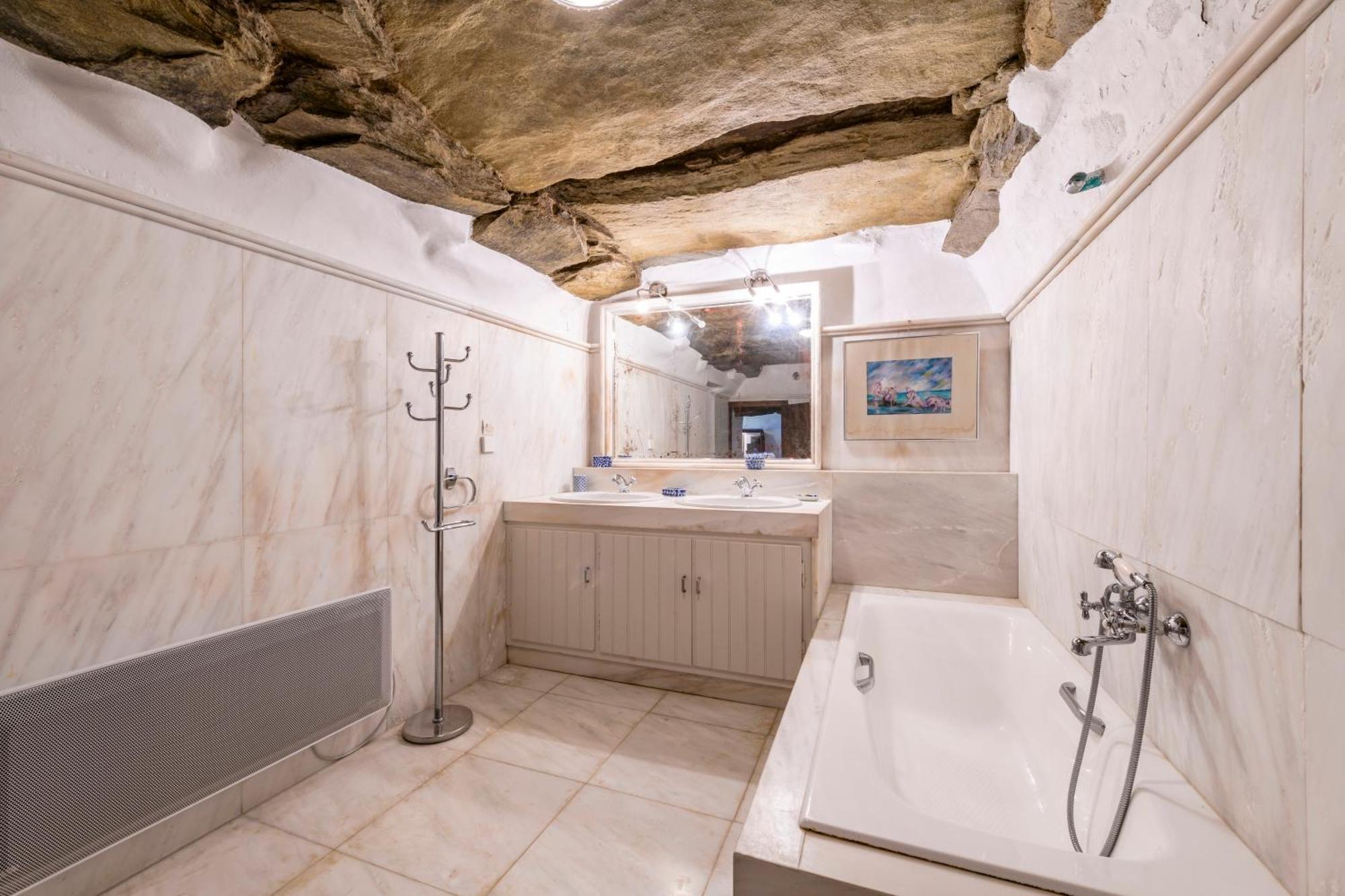 Anezas Mansion Stone-Built Traditional Villa Chones Экстерьер фото